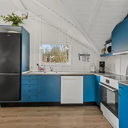 3 Bedroom Cozy In Ferienhaus