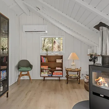 3 Bedroom Cozy In Ferienhaus